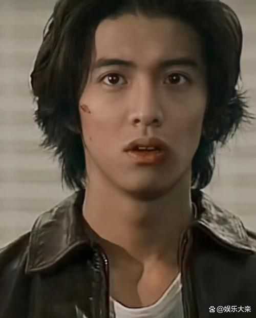 木村拓哉和刘德华谁更帅？网友热议颜值巅峰！