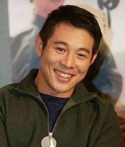 李连杰张学友罕见访谈曝光 分享从艺多年的心路历程