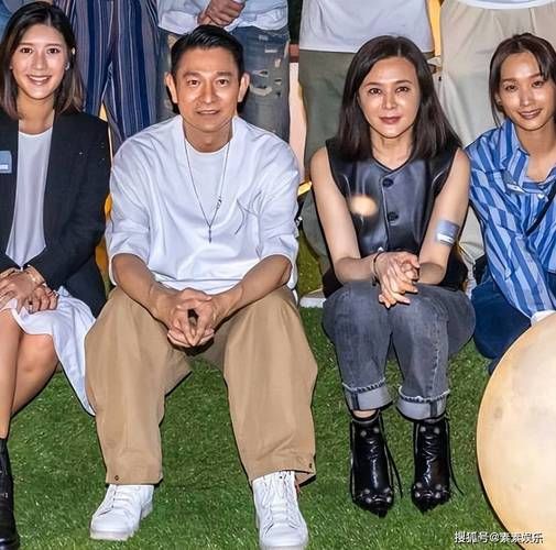 杜奕衡老婆近照曝光 刘德华替身的幸福婚姻