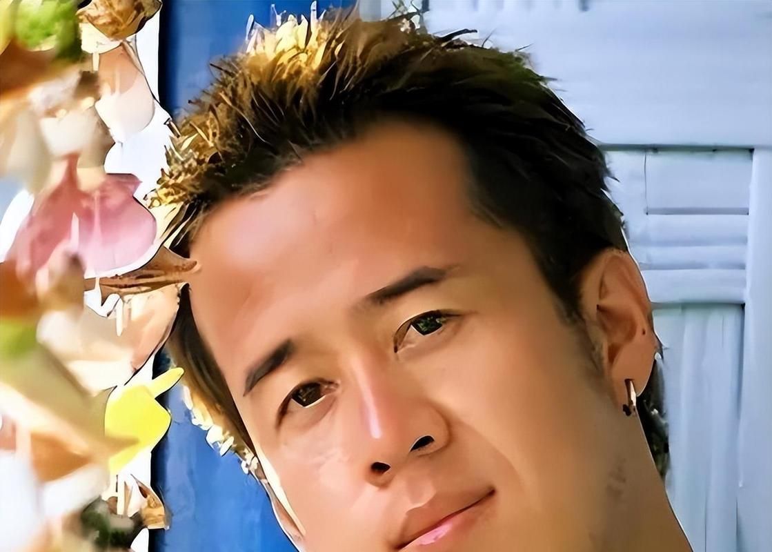 杨坤为何要骂刘德华 资深娱记为你深度剖析