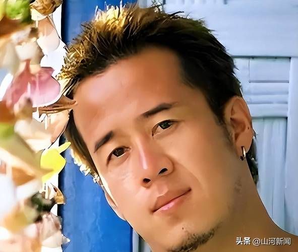 杨坤炮轰刘德华非歌手？网友炸锅热议不断！