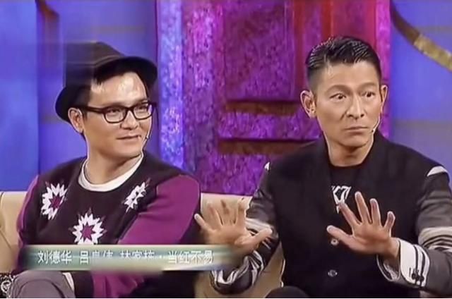 林家栋模仿张学友视频火了 看明星如何神还原