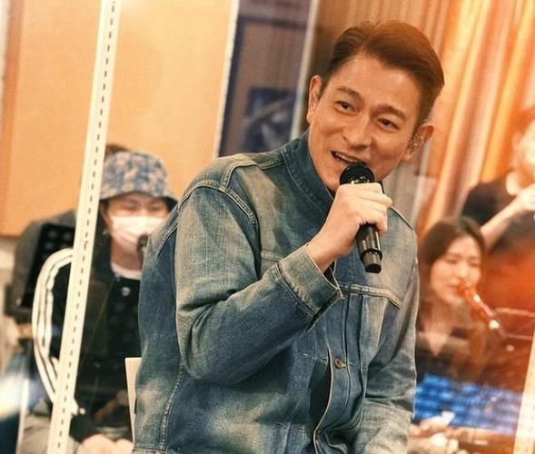 梦见刘德华是什么意思 原来和你的运势有关联