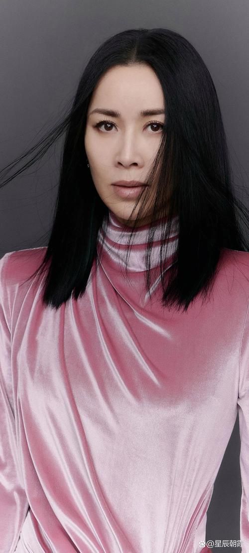 歌手那英个人资料简介 你不知道的早期经历和音乐风格