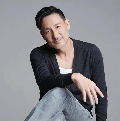 歌神张学友简历曝光 60岁依然活跃乐坛的秘密