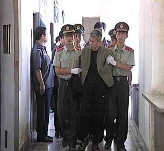 沈阳刘涌打刘德华事件始末当年为何会动手
