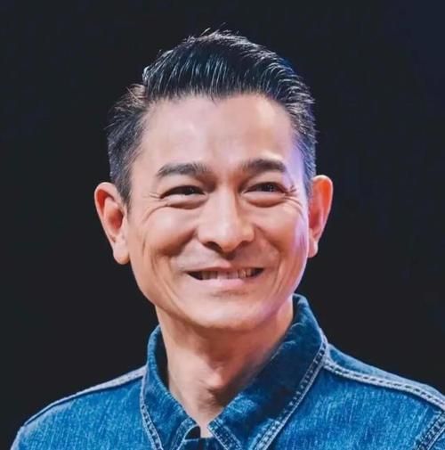 没有人可以像你刘德华 为何他能在娱乐圈长红不衰