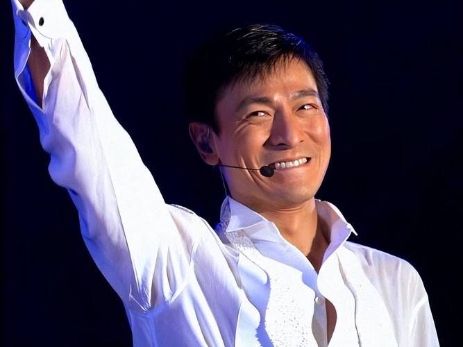 深情款款：刘德华演唱的结婚进行曲在线试听