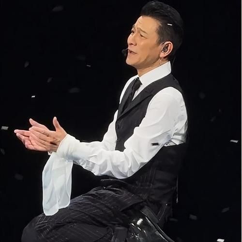 深扒刘德华私人飞机：价值多少？型号是什么？