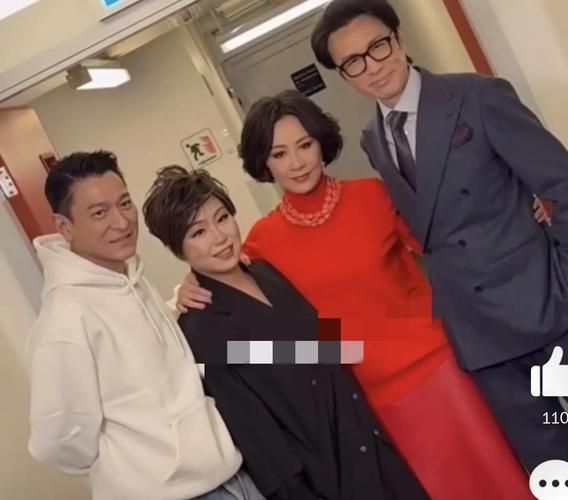 港星CP感满满！刘德华力挺刘嘉玲舞台剧演出