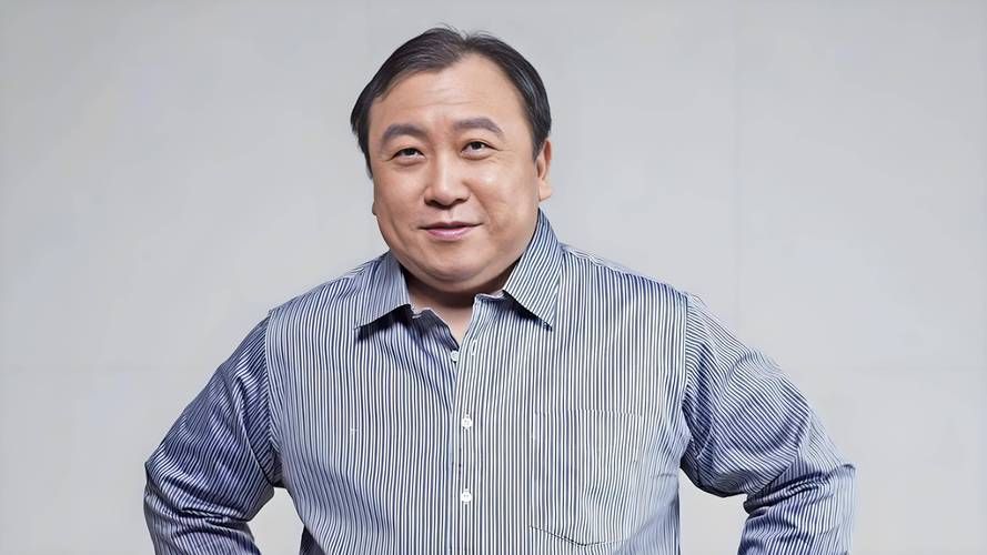 王晶刘德华关系深度解析 从搭档到朋友的历程