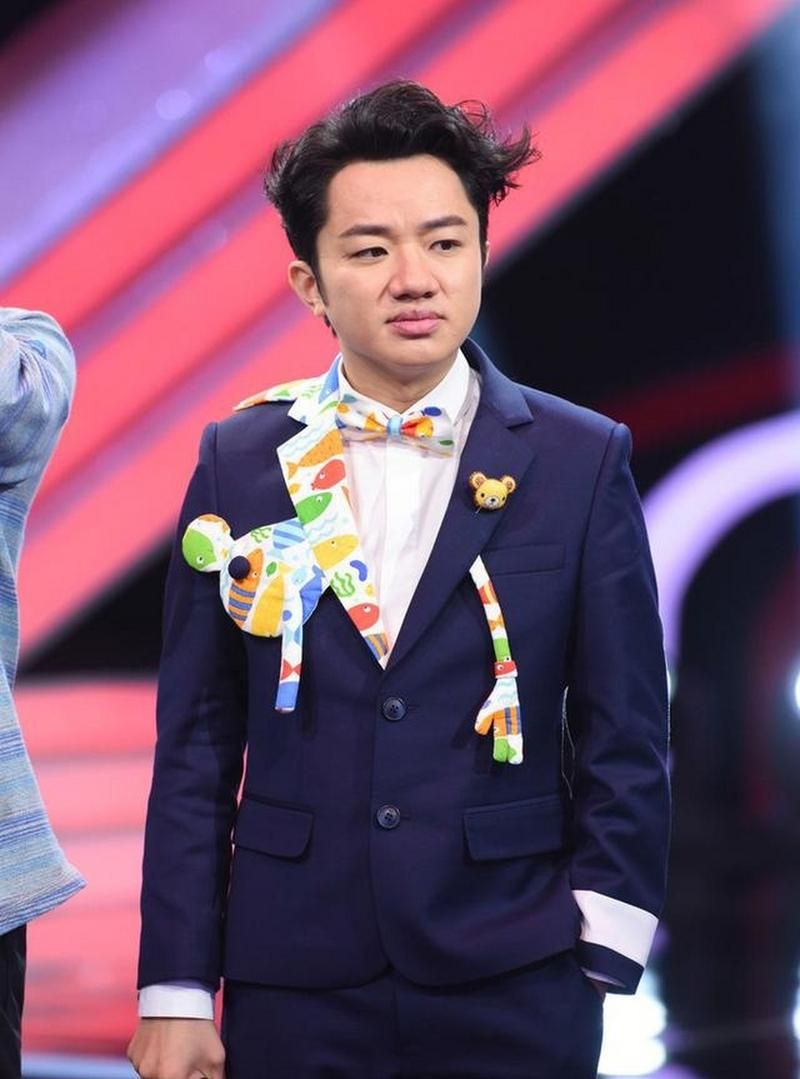 王祖蓝模仿张学友太像了 网友直呼分不清谁是谁