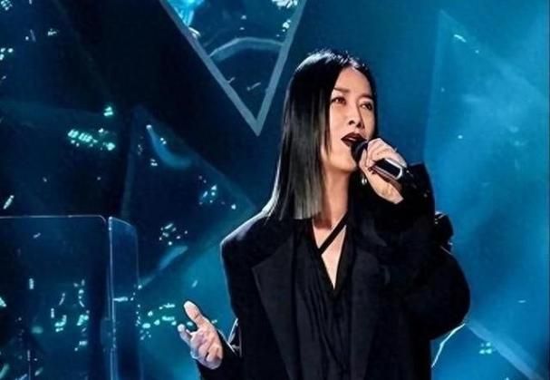 相爱恨早那英演唱视频 重温天后动人现场版