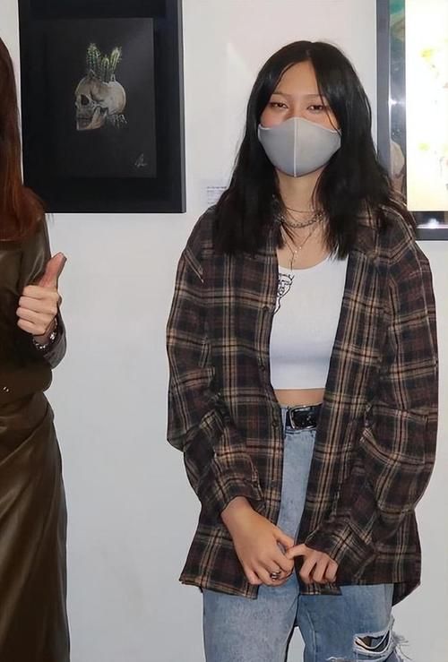 罗美薇最新近照公开 张学友妻子近况令人羡慕