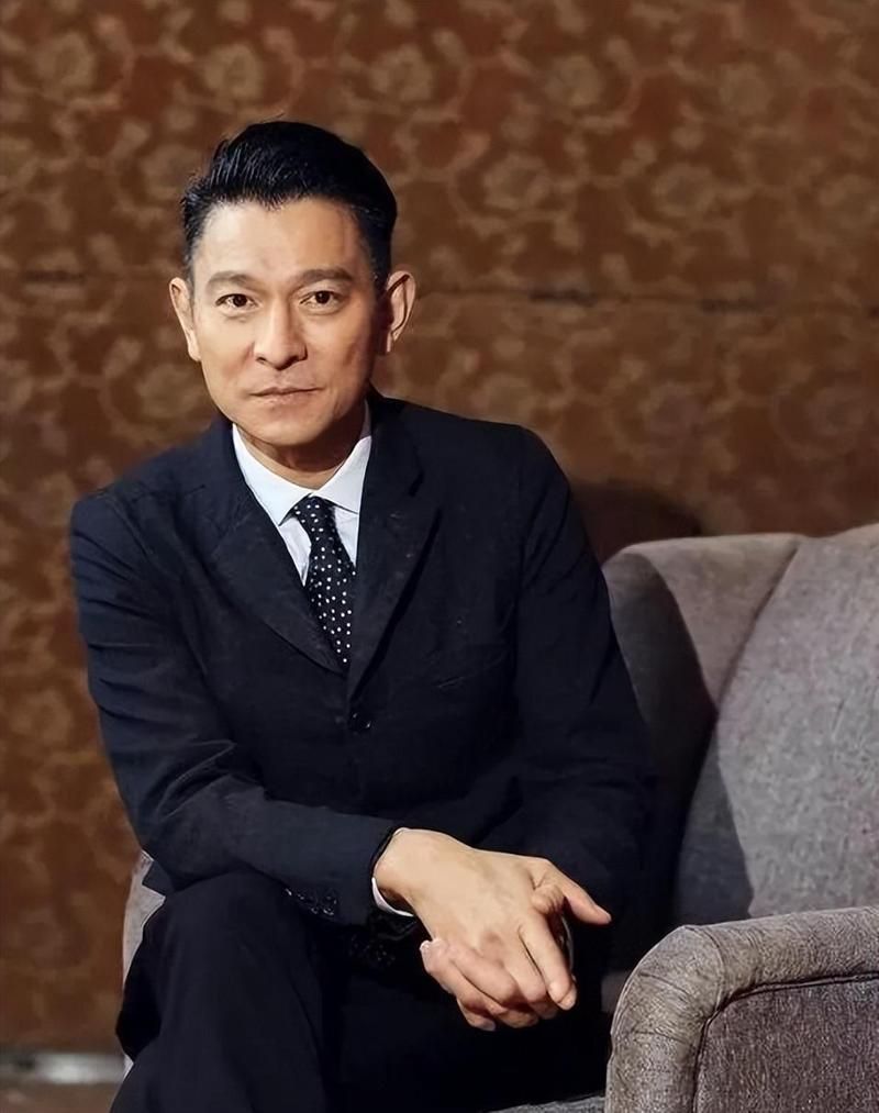老梁说张学友为什么能红三十年揭秘天王的魅力所在