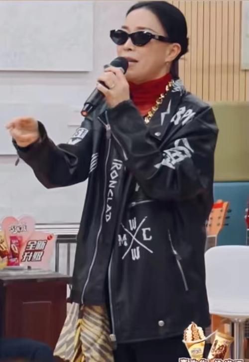 萌探那英综艺表现引热议观众纷纷点赞