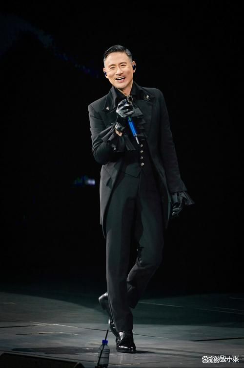 蒙面歌王张学友摘面具幕后故事曝光