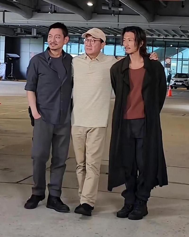谢霆锋和刘德华谁帅颜值对比分析