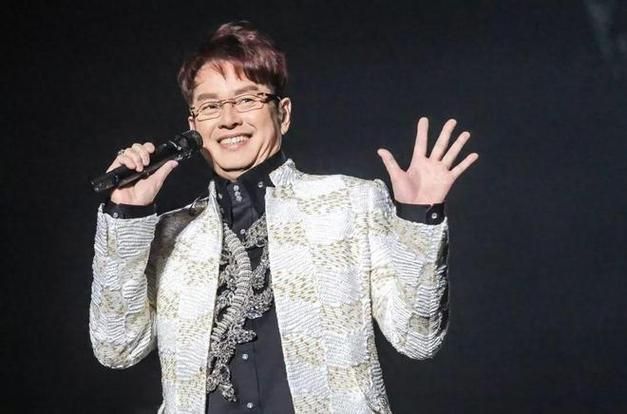 谭咏麟和刘德华谁厉害 唱功演技全方位对比