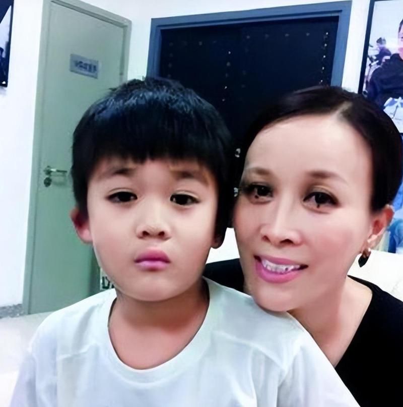 那英与孟桐结婚照高清图 幸福时刻大公开