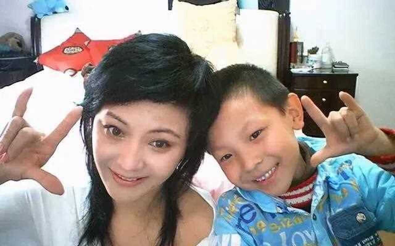 那英与高峰的孩子近况曝光 网友直呼太像父母了