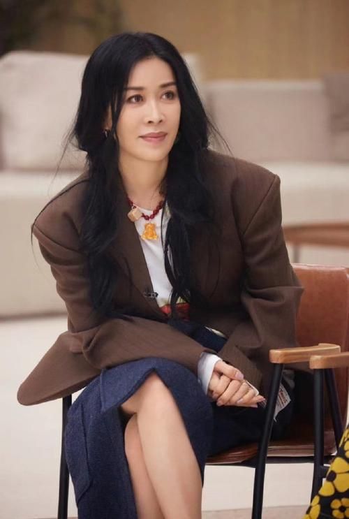 那英什么学历没想到天后学历这么低调