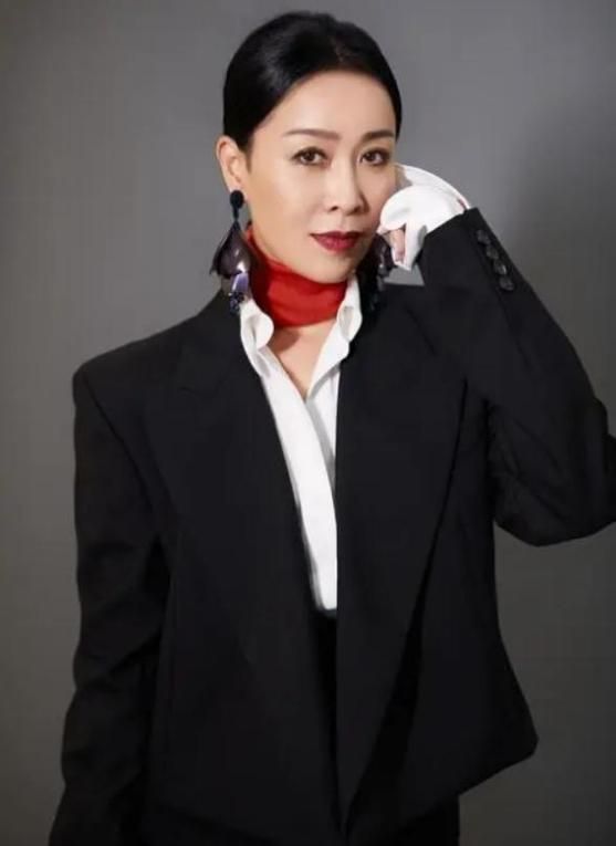 那英全名是什么揭秘天后本名的由来与故事