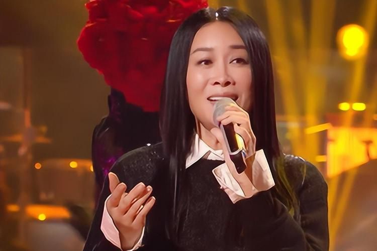 那英几岁开始唱歌 从东北大妞到乐坛天后的蜕变