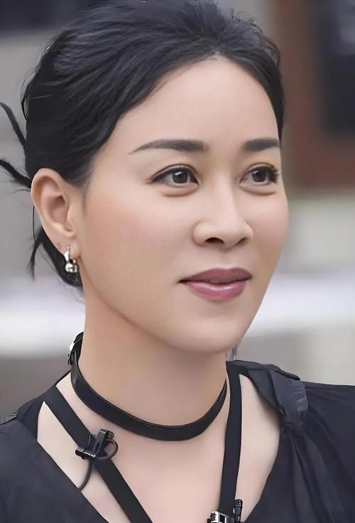 那英出生日期和她的成名之路有什么关系