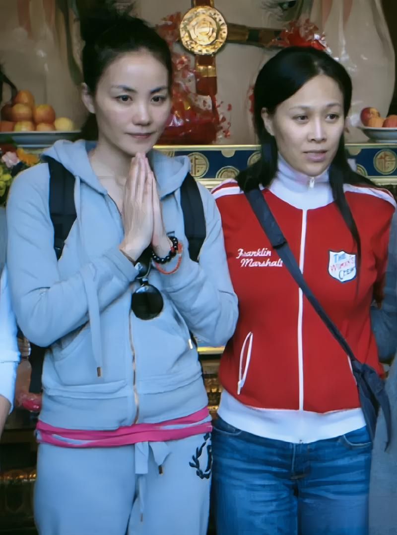 那英和王菲关系怎么样 揭秘天后姐妹情