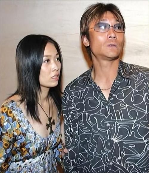 那英夜店捞金内幕揭秘 出场费高到惊人
