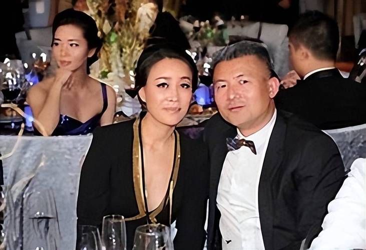 那英夫妇罕见同框 揭秘他们的幸福婚姻秘诀