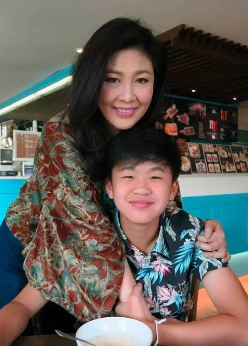 那英女儿多大现在长什么样近照曝光
