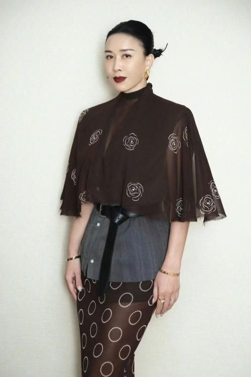 那英女儿多大现在长什么样近照曝光