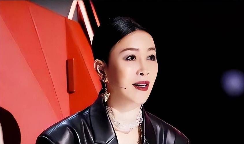 那英孩子照片首次公开 长相遗传妈妈好基因