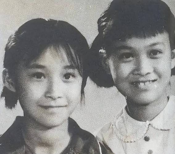 那英孩子照片首次公开 长相遗传妈妈好基因
