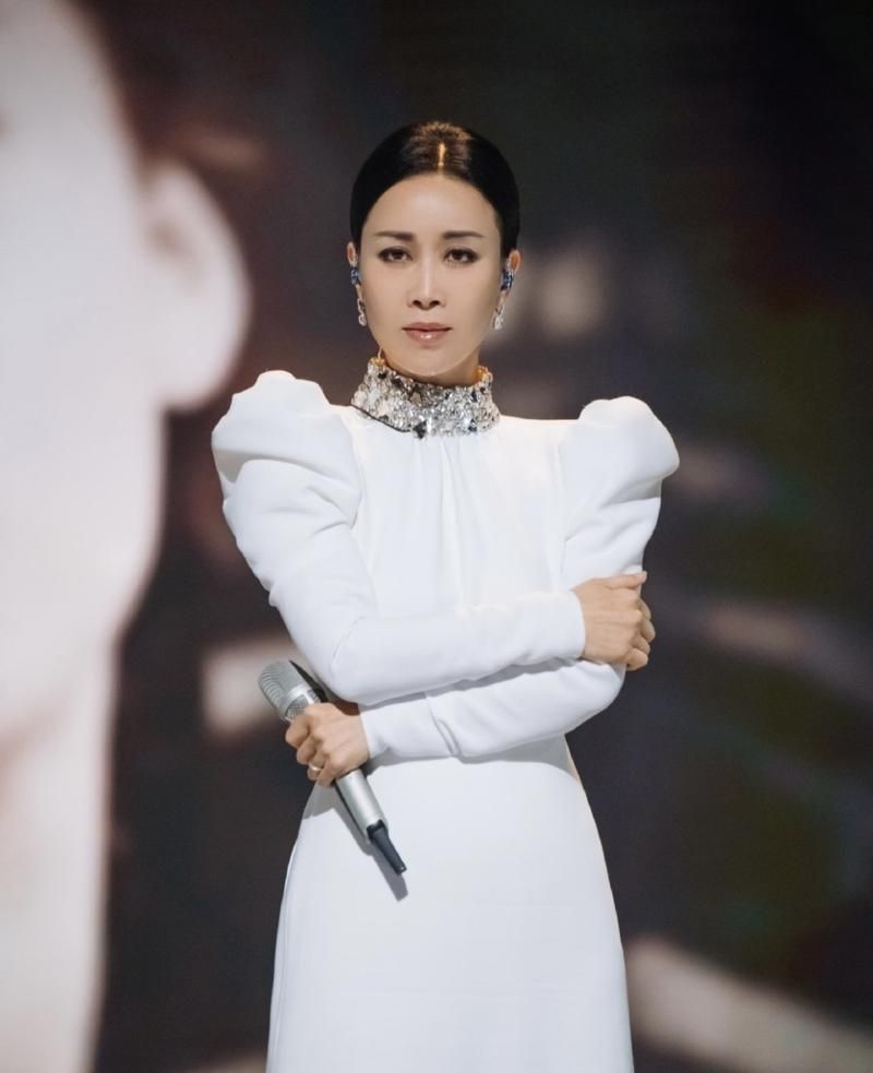 那英宁为什么这么火看完你就懂了