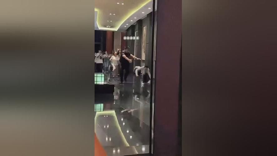 那英工作室微博热点 大家都在讨论的话题
