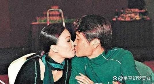 那英开的酒吧好不好玩 顾客真实评价曝光