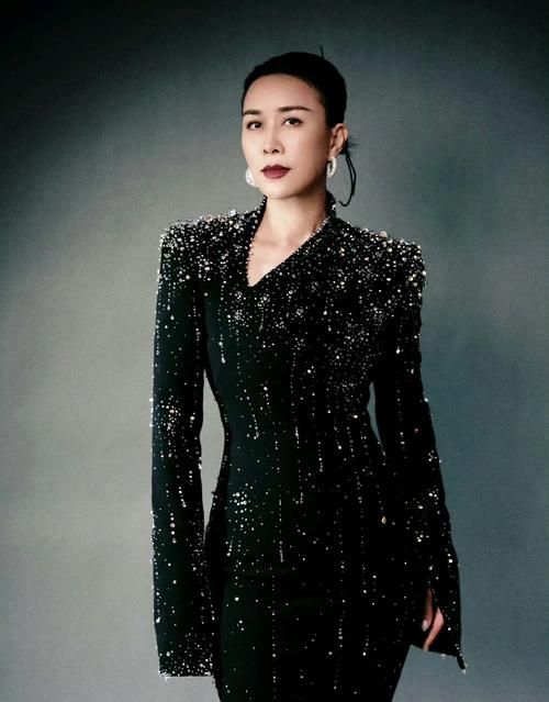 那英性冷淡传闻背后 明星婚姻压力有多大