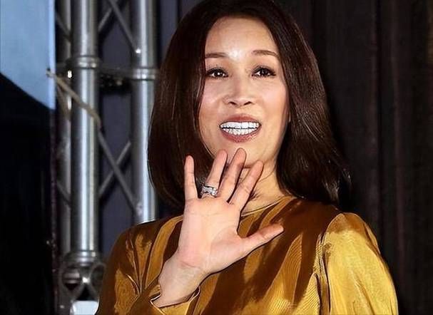 那英捐款多少引热议 网友纷纷点赞她的善举