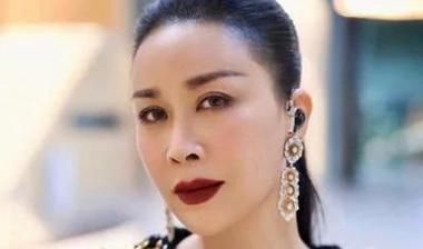 那英捐款多少引热议 网友纷纷点赞她的善举