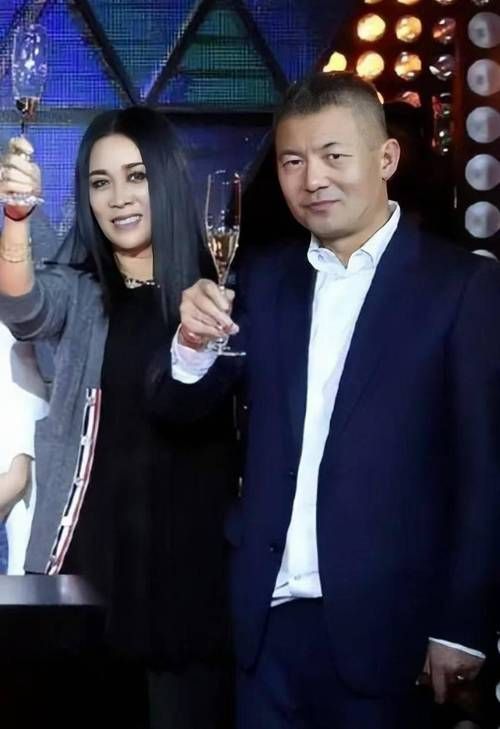 那英有几个老公关于她的感情传闻真相