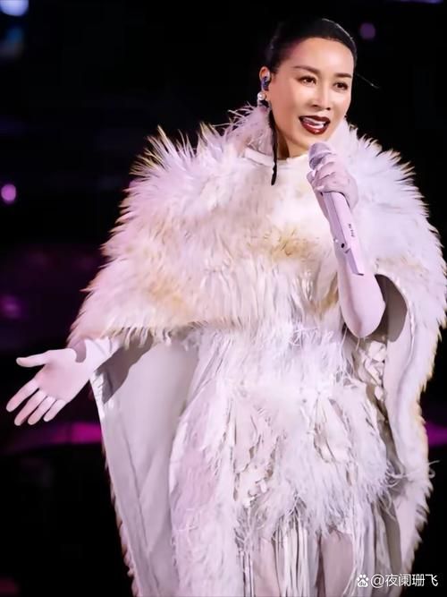 那英梦醒了现场版 天后实力依旧震撼