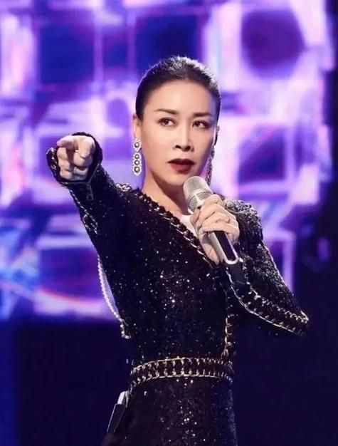 那英死了吗事件始末 粉丝辟谣晒近照力证健康