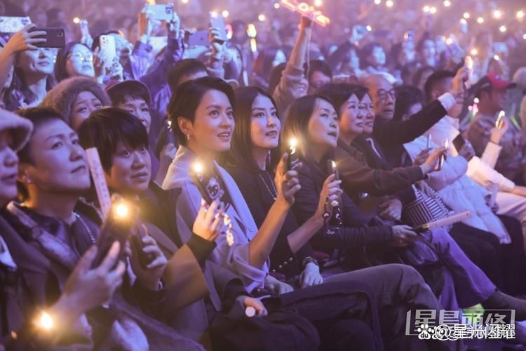 那英演唱会嘉宾刘德华助阵现场气氛火爆