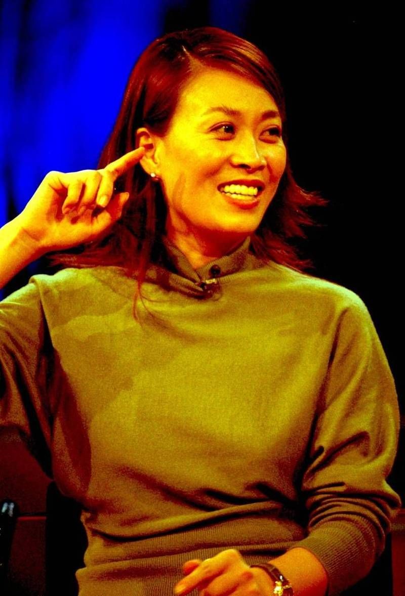 那英爱新觉罗皇室血统真相揭开她的传奇家世