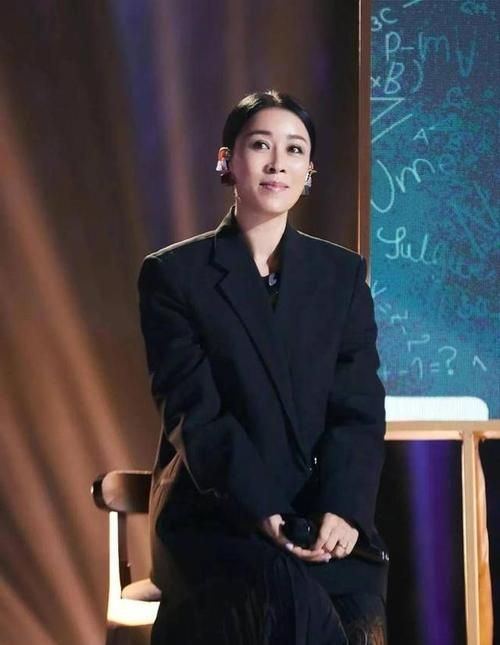 那英爱要有你才完美 如何唱出歌曲中的深情韵味