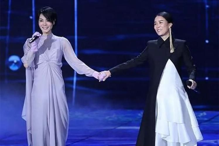 那英王菲岁月歌曲视频完整版带你回到美好时光