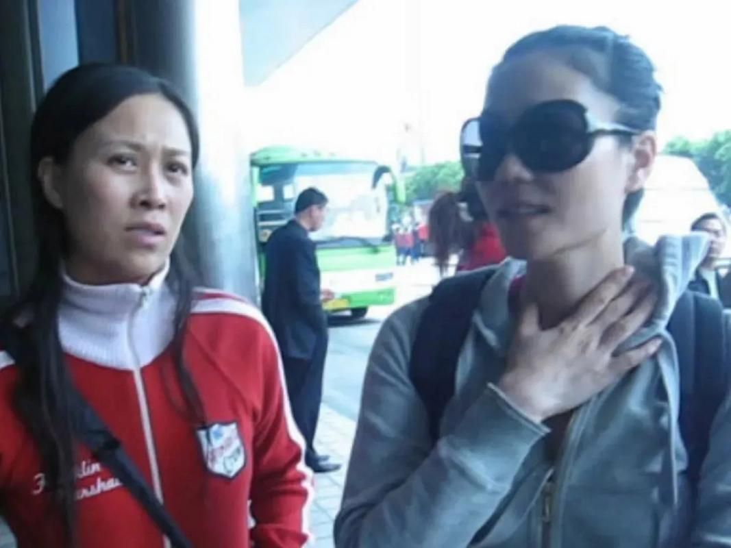 那英王菲私下关系大揭秘 天后姐妹情谊深厚